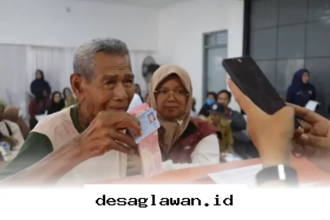 Kabar Gembira! Bansos PKH, BPNT, dan Bonus Pangan Lebaran Sudah Cair via KKS dan Pos, Yuk Cek Statusmu Sekarang!