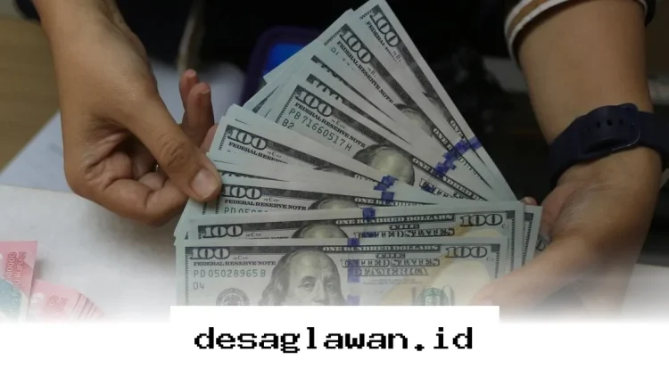 Mengapa Nilai Tukar Rupiah Terpuruk hingga Rp17.600 dan Apa Dampaknya bagi Dompet Anda?